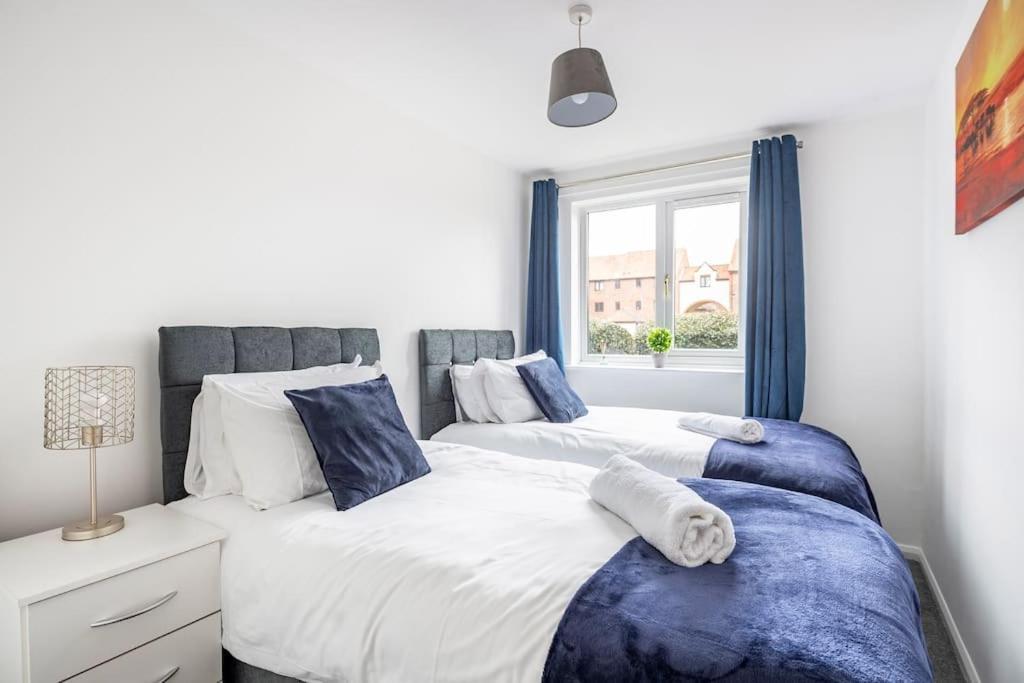 Two Bedroom Flat Near Colchester Hospital With Free Parking And Internet Mile End Exterior photo